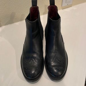 Frau Italian leather boots.